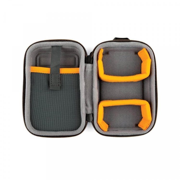 LOWEPRO Compact Case Hardside CS 40 Black  LOWEPRO Compact Case Hardside CS 40 Black