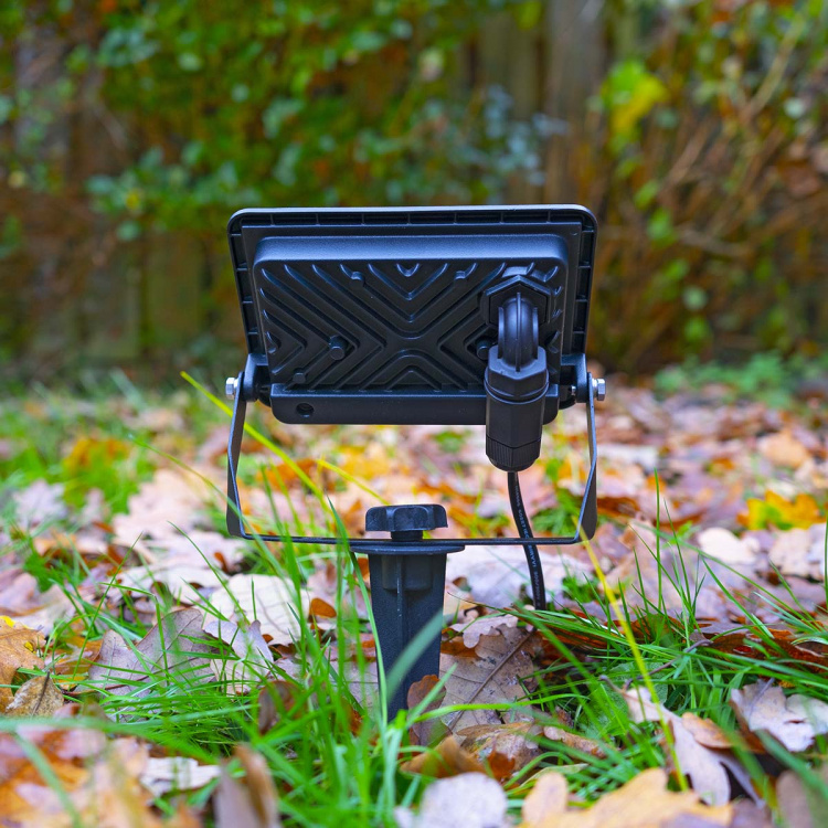 Nedis Smartlife Buitenlamp | 1600 lm | Wi-Fi | 20 W | RGB / Warm tot Koel Wit | 2700 - 6500 K | Aluminium | Android™ / IOS