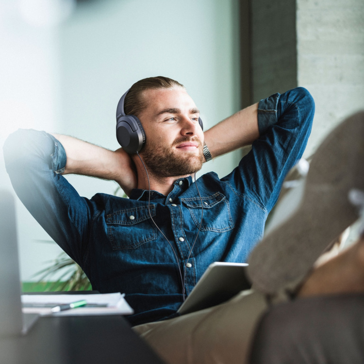 Philips Over-ear-koptelefoon met snoer Zwart Philips Over-ear-koptelefoon met snoer Zwart