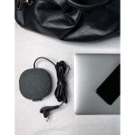 Estilo laadstation met textieloppervlak (stekkerdoos met 1x Eurostekker en 2x USB-lader) inclusief klittenbandsluitingen Estilo laadstation met textieloppervlak (stekkerdoos met 1x Eurostekker en 2x USB-lader) inclusief klittenbandsluitingen