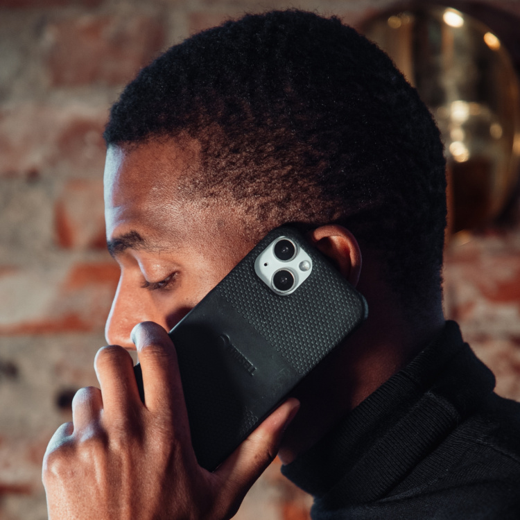 Krusell Leren Cover iPhone 13 Pro Zwart Krusell Leren Cover iPhone 13 Pro Zwart