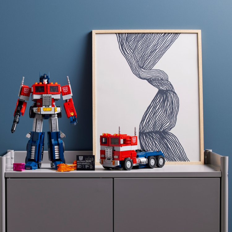 LEGO Icons - Optimus Prime 10302 LEGO Icons - Optimus Prime 10302