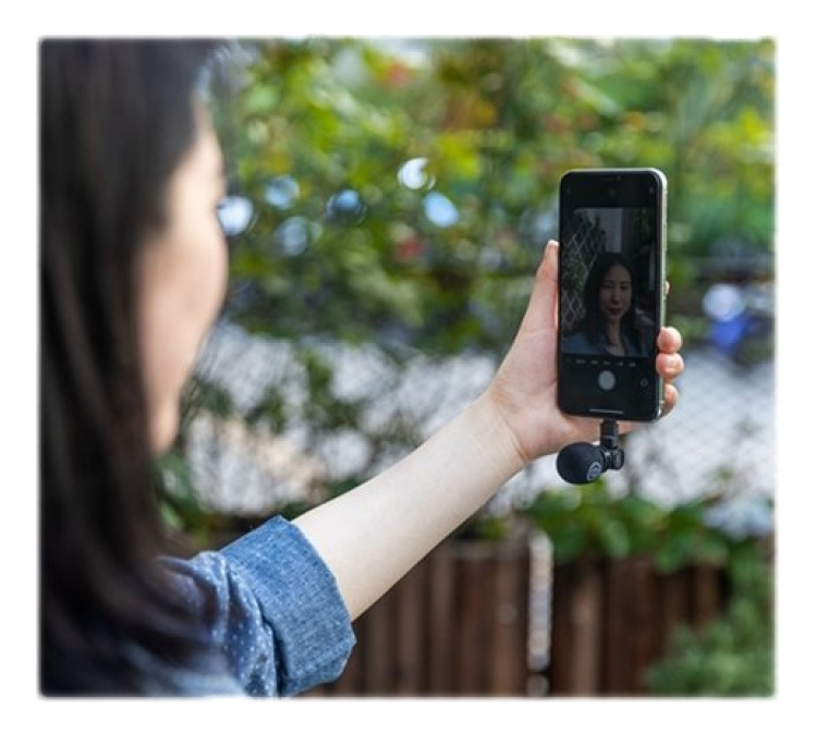 Boya Plug-in and play mic (Lightning)