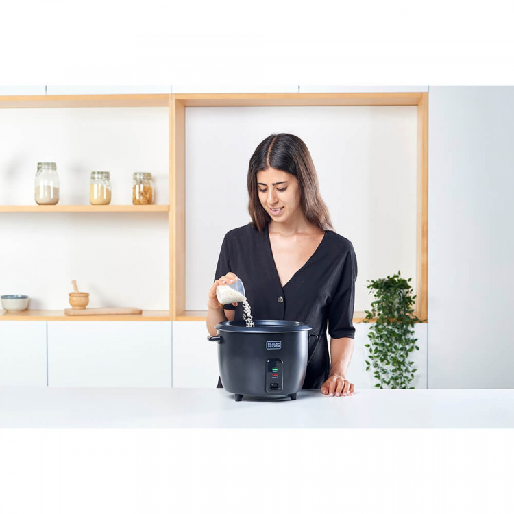 BLACK+DECKER Rice Cooker 1,8L Black BLACK+DECKER Rice Cooker 1,8L Black