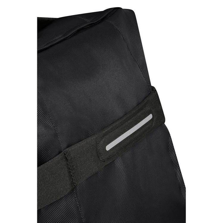 AMERICAN TOURISTER Urban Track Duffle Bag/WH Small Black