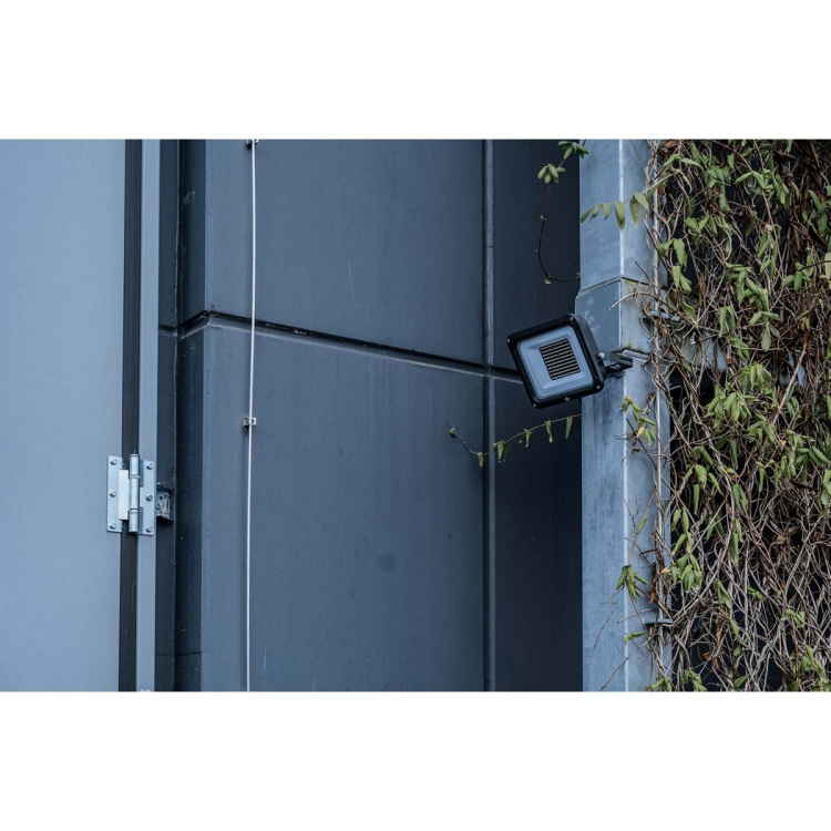 brennenstuhl LED Spotlight JARO 14060 / LED Floodlight 100W voor buitengebruik (LED Outdoor Light voor wandmontage, met 11500lm, gemaakt van hoogwaardig aluminium, IP65)