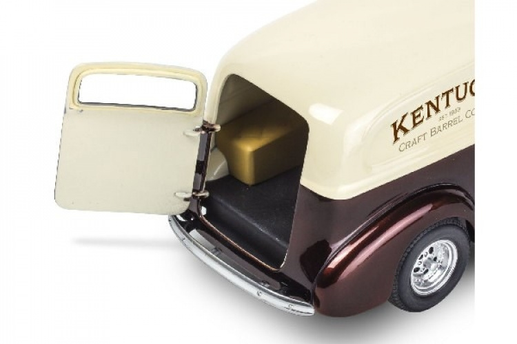 Revell 1939 Chevy Sedan Delivery