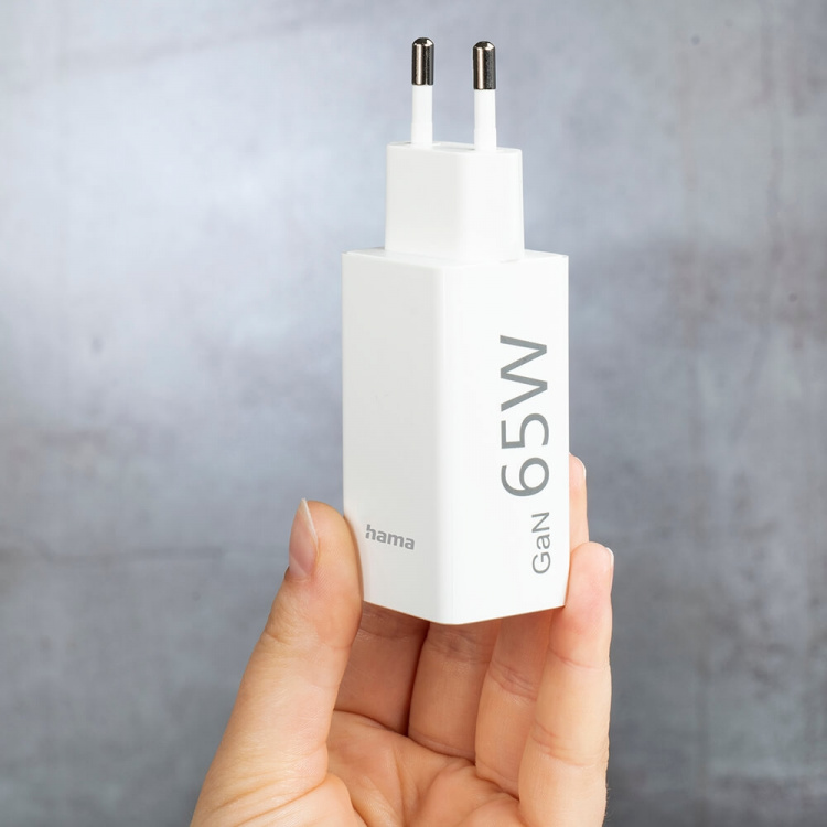 Hama Universalladdare USB-C och USB-A PD GaN 5-20V/65W Hama Universalladdare USB-C och USB-A PD GaN 5-20V/65W