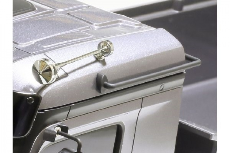 TAMIYA 1/14 R/C Mercedes-Benz Arocs 3348 6x4 Tipper Truck