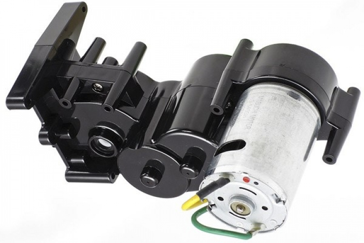 TAMIYA 1/10 R/C Comical Hornet (WR-02CB)