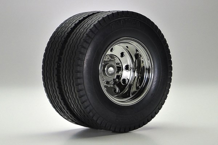 TAMIYA 1:14 R/C Scania R470 (Silver Edition)