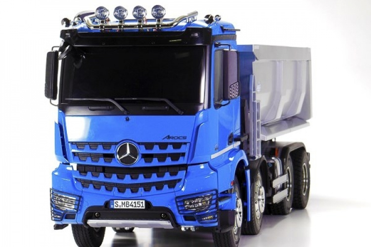 TAMIYA 1/14 R/C Mercedes-Benz Arocs 4151 8x4 Tipper Truck