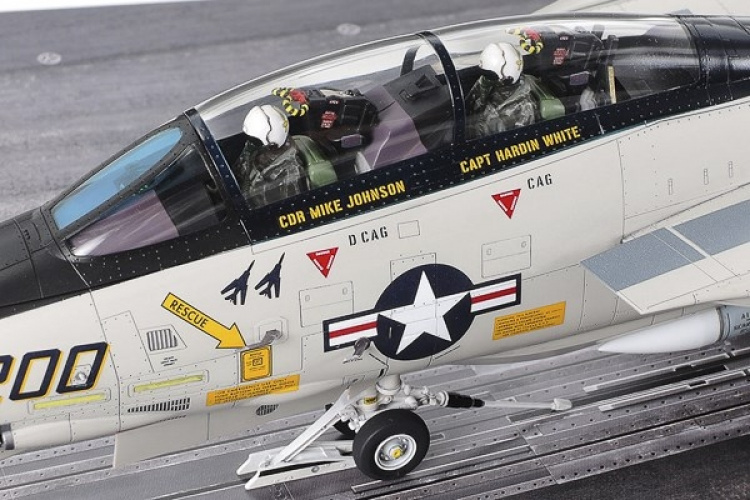 TAMIYA 1/48 Grumman F-14A Tomcat™ (Late Model)