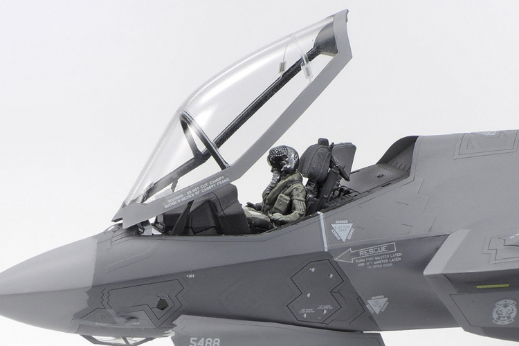TAMIYA 1/72 Lockheed Martin® F-35®A Lightning Ⅱ®