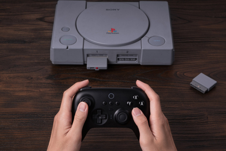 8BitDo Retro Received Receiver, PlayStation / PlayStation 2 8BitDo Retro Received Receiver, PlayStation / PlayStation 2