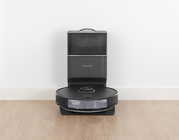 Roborock S8+ robot vacuum cleaner, black