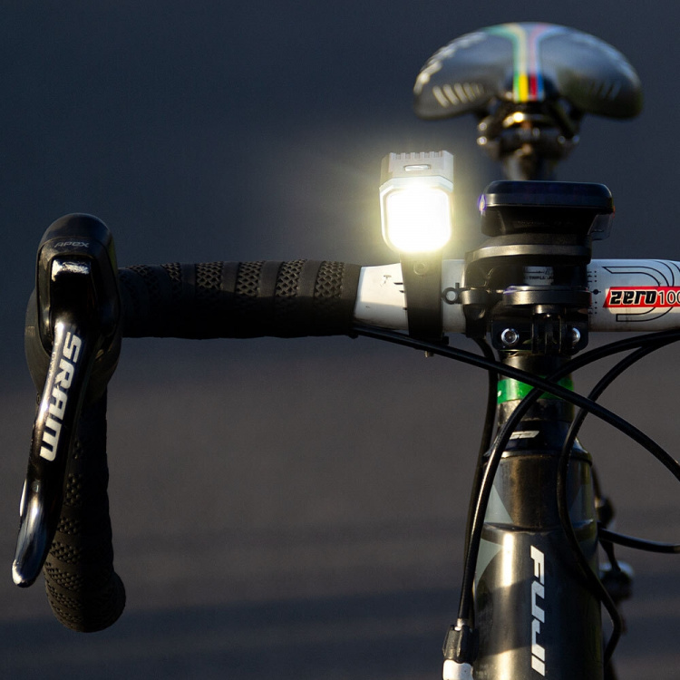 Fenix bC25R fietslamp