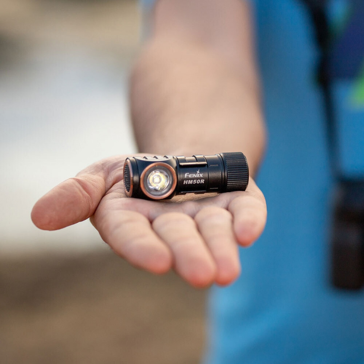 Fenix ​​HM50R V2.0 pannlampa