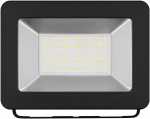Goobay LED-buitenschijnwerper, 50 W met 4250 lm, neutraal wit licht (4000 K) en M16 wartel, geschikt voor buitengebruik (IP65) Goobay LED-buitenschijnwerper, 50 W met 4250 lm, neutraal wit licht (4000 K) en M16 wartel, geschikt voor buitengebruik (IP65)