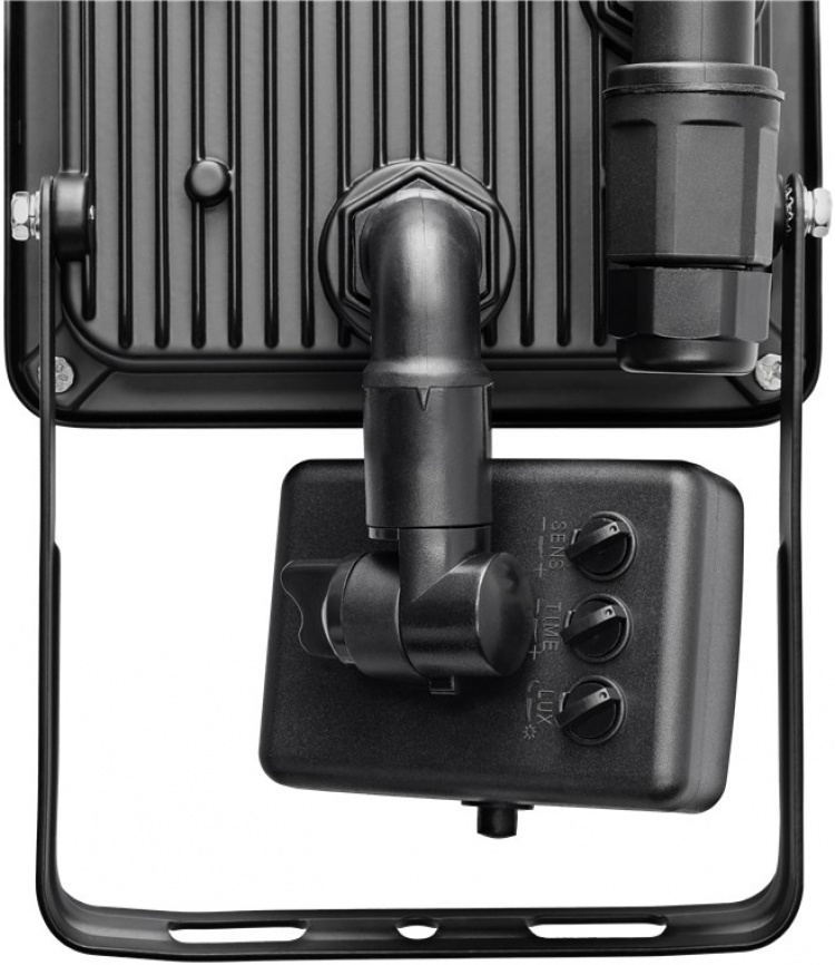 Goobay LED-buitenschijnwerper, 20 W, met bewegingsmelder met 1700 lm, neutraal wit licht (4000 K), PIR-sensor met AAN/UIT-functie en M16 wartel, geschikt voor buitengebruik (IP44) Goobay LED-buitenschijnwerper, 20 W, met bewegingsmelder met 1700 lm, neutraal wit licht (4000 K), PIR-sensor met AAN/UIT-functie en M16 wartel, geschikt voor buitengebruik (IP44)