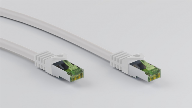 Goobay RJ45 netwerkkabel met CAT 8.1 S/FTP ruwe kabel, AWG 26, wit koperen geleider, LSZH halogeenvrije kabelmantel, RJ45-connector (CAT 6A), 10 m