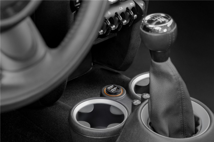 Goobay Dubbel USB-bilsladdare (24 W) 24 W max. 4,8 A (12/24 V) 2x USB