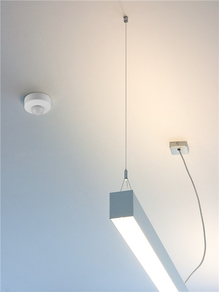 Goobay Infraröd rörelsedetektor för takmontering, 360°-detektion, 12 m räckvidd, för inomhusbruk (IP20), LED-anpassad, 3-faldigt infrarött ljus Goobay Infraröd rörelsedetektor för takmontering, 360°-detektion, 12 m räckvidd, för inomhusbruk (IP20), LED-anpassad, 3-faldigt infrarött ljus