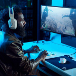 Logitech G502 X Plus Wireless Gaming Mouse, White/Premium Logitech G502 X Plus Wireless Gaming Mouse, White/Premium