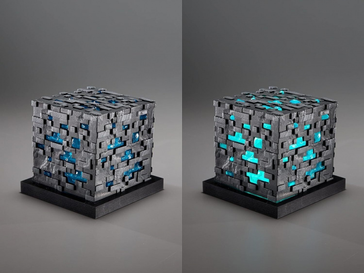 Noble Collection - Minecraft Illuminating Diamond-ljus
