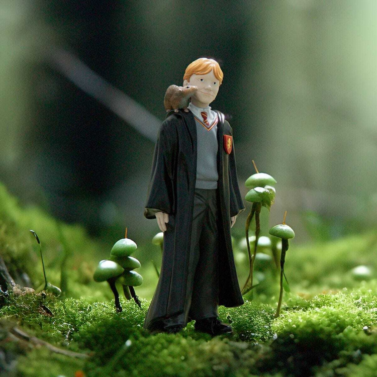 Schleich Harry Potter 42634 - Ron Weasley & Scabbers