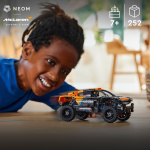 LEGO Technic 42166 - NEOM McLaren Extreme E Race Car LEGO Technic 42166 - NEOM McLaren Extreme E Race Car