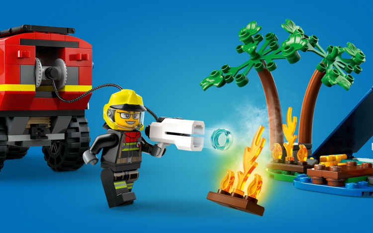 LEGO City Fire 60412 - 4x4 Fire Truck with Rescue Boat