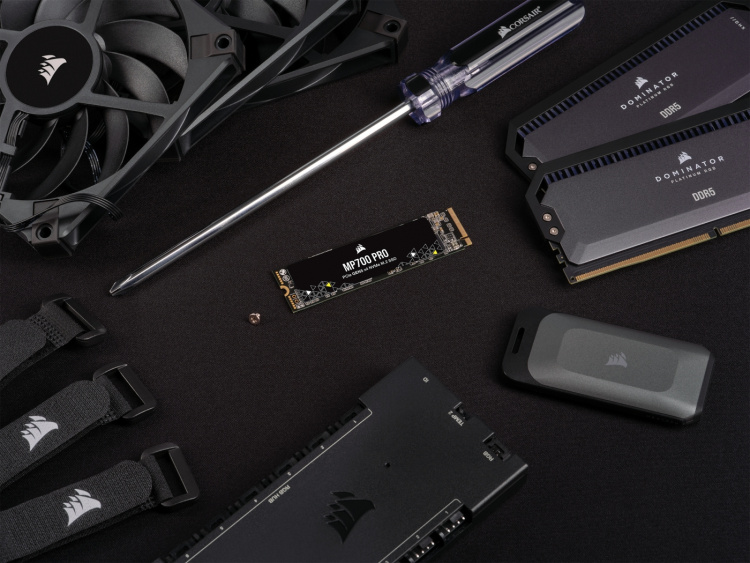 Corsair MP700 PRO 2 Tt M.2 -SSD-lagring