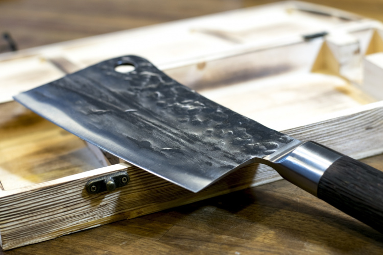 Satake Kuro Chopper köttyxa, 18 cm