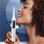Oral B iO Series 9 - elektrisk tandborste, vit