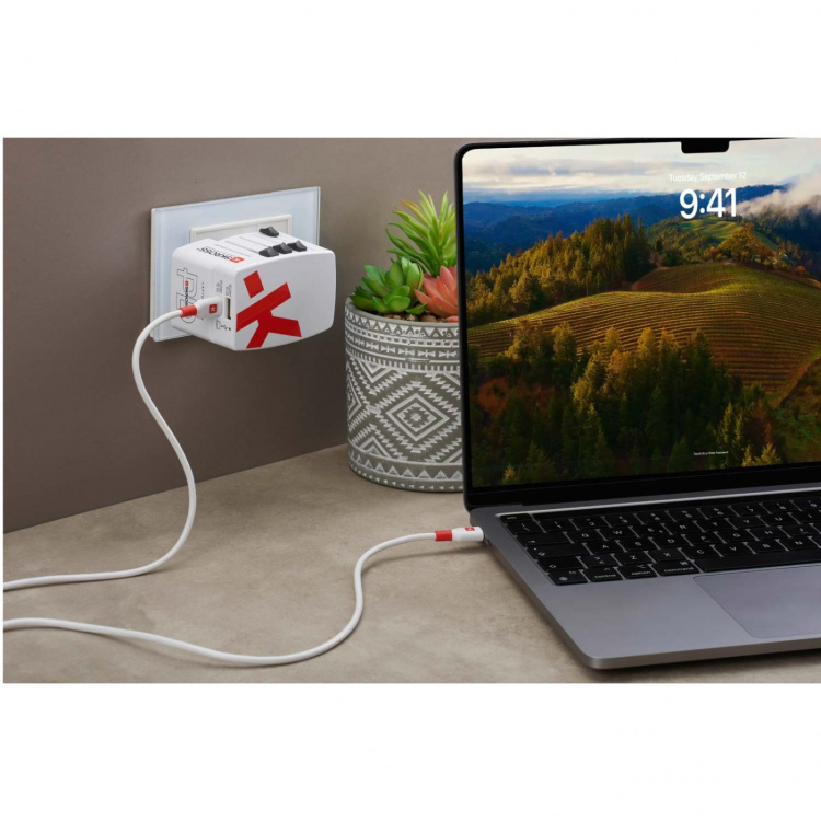 SKROSS PRO Light USB AC45PD World 1xUSB-C PD + 1 x USB-A 45W SKROSS PRO Light USB AC45PD World 1xUSB-C PD + 1 x USB-A 45W