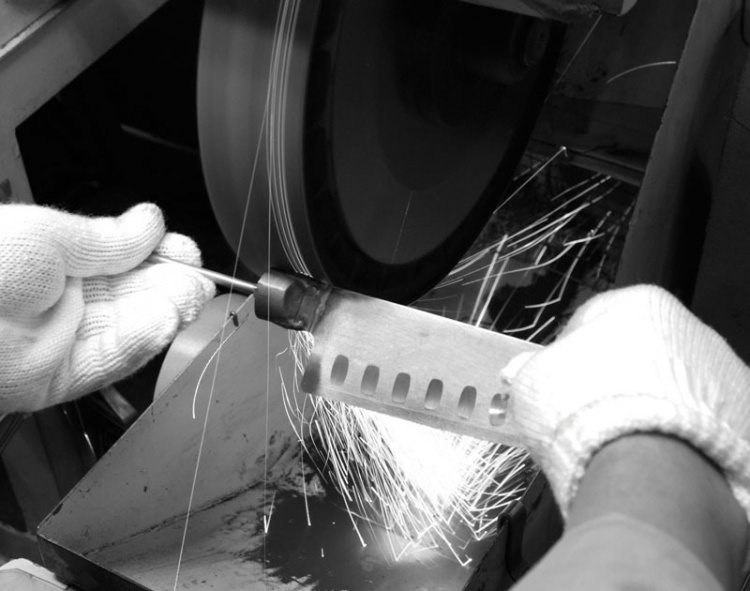 KAI Shun Classic DM0719 20 cm - Chef\'s Knife with Oval Sharpening