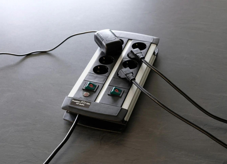 Brennenstuhl Premium-Alu-Line Technics extension lead 8-way Duo black