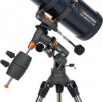 Celestron ASTROMASTER 130EQ stjärnteleskop + telefonadapter och T2-Barlow-lins