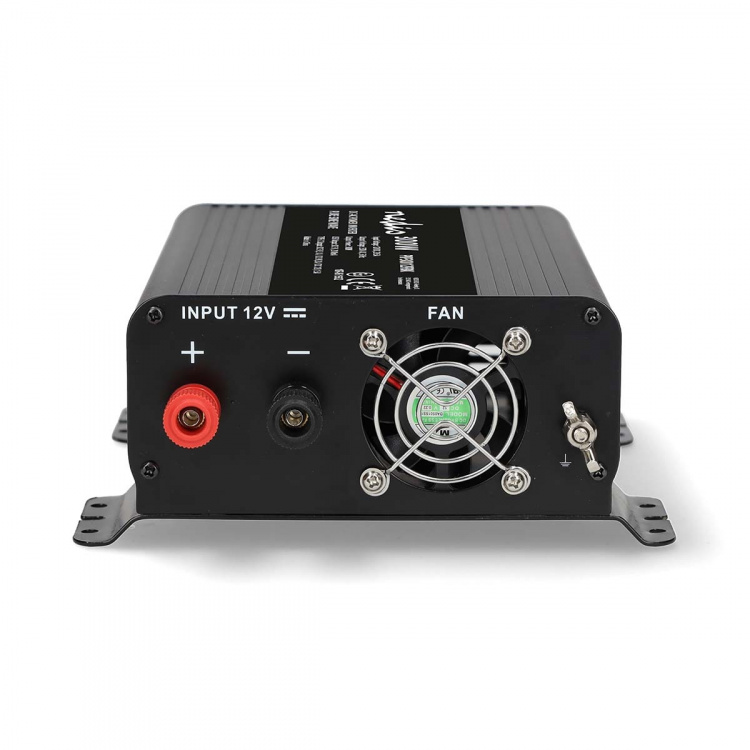 Nedis Omvormer Pure Sinusgolf | Ingangsvoltage: 12 V DC | Apparaat stroomoutput: Type F (CEE 7/3) / USB-A / 1x USB-C™ | 230 V AC 50 Hz | 300 W | Piekvermogen: 600 W | Screw Terminal | Zuivere Sinusgolf | Zekering | Zwart