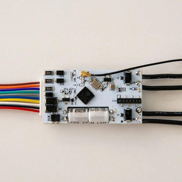 Shelly Plus Uni Universal Wi-fi sensor