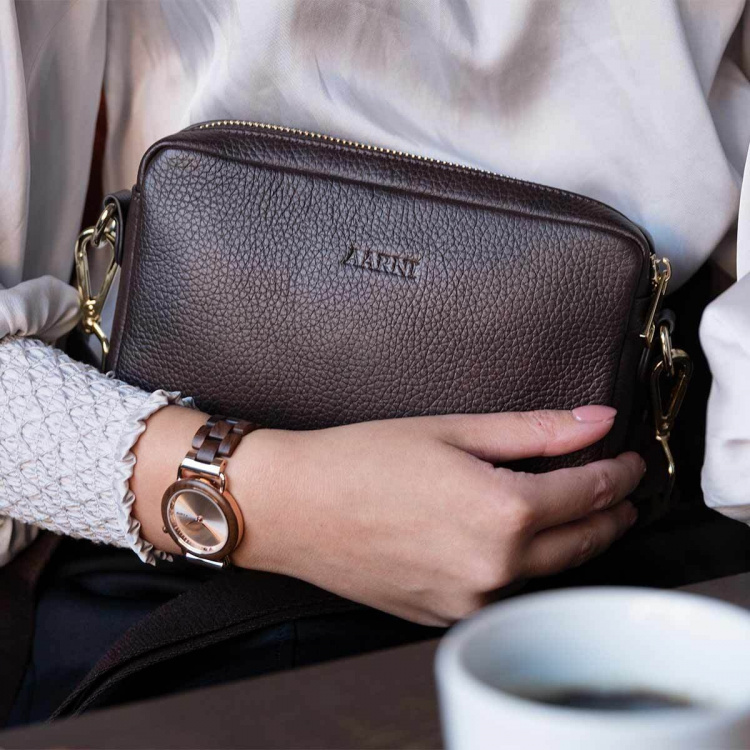 Aarni Crossbody Tas, zwart, gouden rits