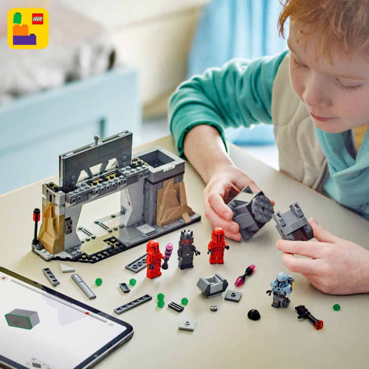 LEGO Star Wars 75386 - Paz Vizsla™ en Moff Gideon™ in gevecht