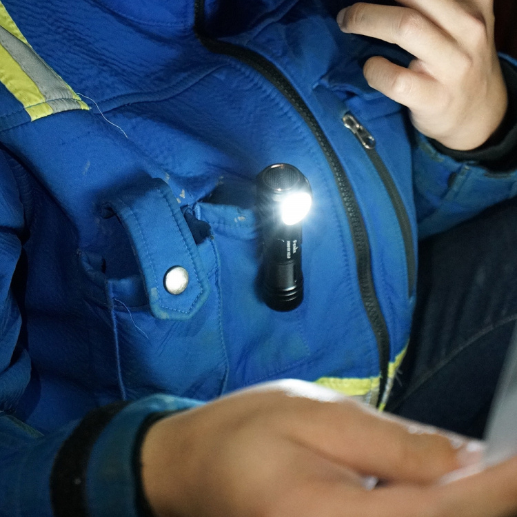 Fenix HM61R V2.0 hoofdlamp