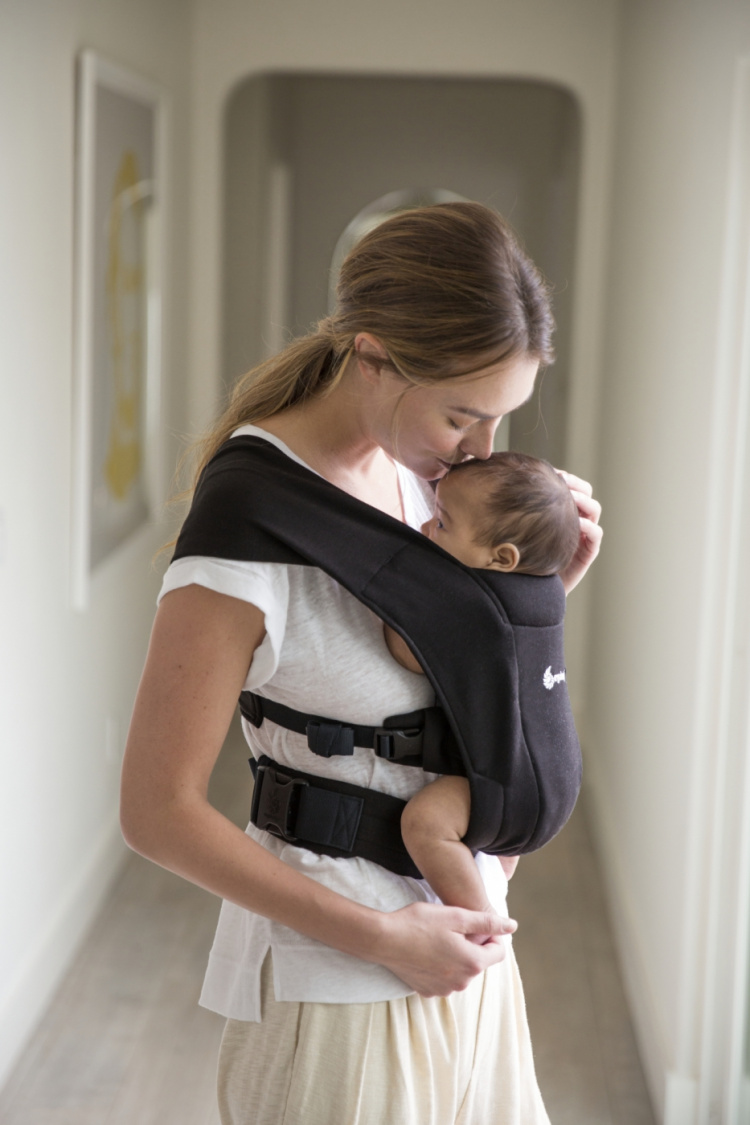 Ergobaby Embrace rugzak, Puur Zwart