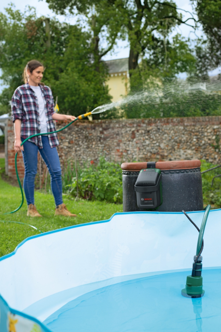 Bosch GardenPump 18V-2000 Solo oplaadbare waterpomp