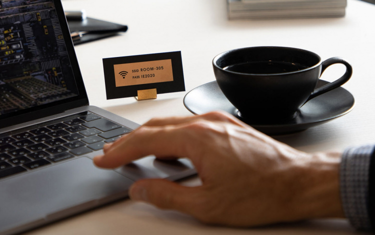 Brother P-touch CUBE Pro PT-P910BT dotmatrixprinter met oplaadbare batterij en Bluetooth Brother P-touch CUBE Pro PT-P910BT dotmatrixprinter met oplaadbare batterij en Bluetooth