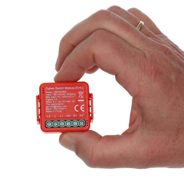 Nedis SmartLife inbouwmodule | Dubbele schakelaar | 2 x 100 W | Kroonsteen | App beschikbaar voor: Android™ / IOS Nedis SmartLife inbouwmodule | Dubbele schakelaar | 2 x 100 W | Kroonsteen | App beschikbaar voor: Android™ / IOS