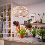 Philips LED E14 Kron B35 2,3W (40W) Frostad 485lm 2700K Energiklass A Philips LED E14 Kron B35 2,3W (40W) Frostad 485lm 2700K Energiklass A