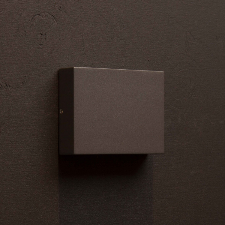 Llitt Per II Väggarmatur LED IP54 3000K 6W 430lm Antracit